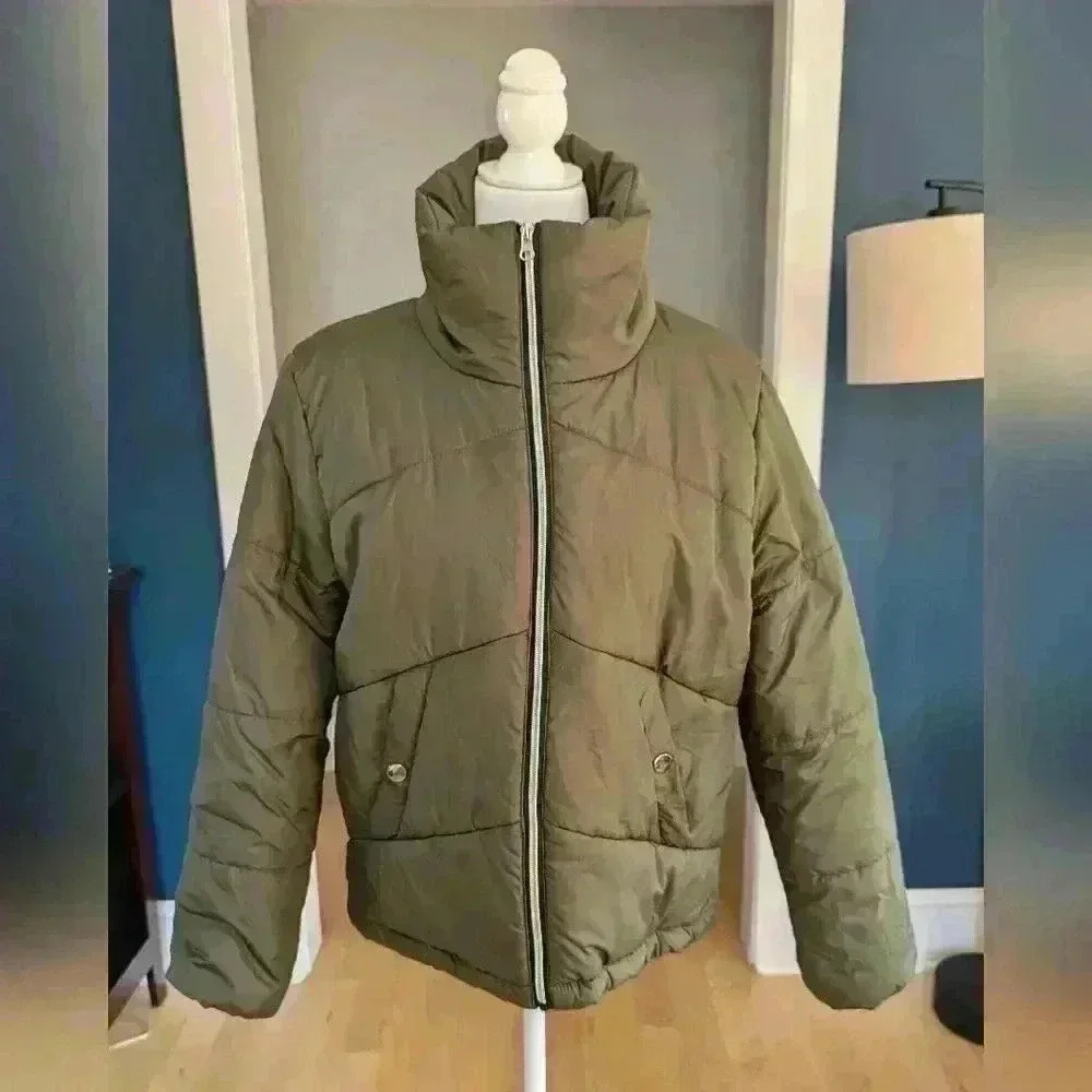 Me Jane Solid Puffer Jacket Size M Khaki Green